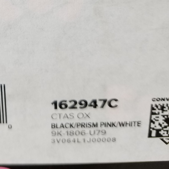 CONVERSE x HELLO KITTY Shoes 162947C Wms Sz 5.5 - Picture 7 of 8